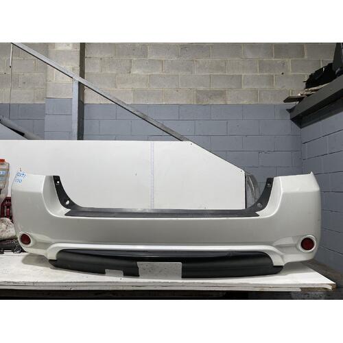 Toyota Kluger Rear Bumper with Energy Absorber GSU40 05/2007-07/2010