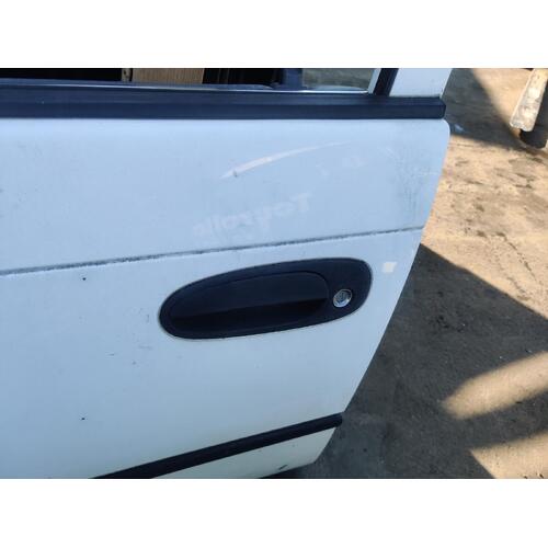 Toyota Corolla Left Front Outer Door Handle AE102 09/1994-10/1999