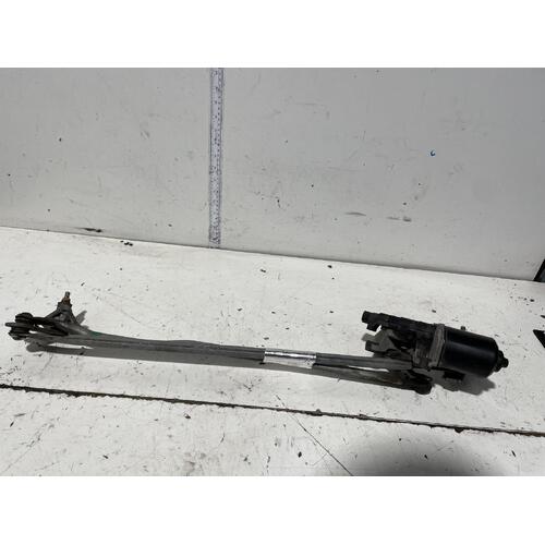 Toyota Landcruiser Front Wiper Assembly FZJ105 01/1998-10/2007