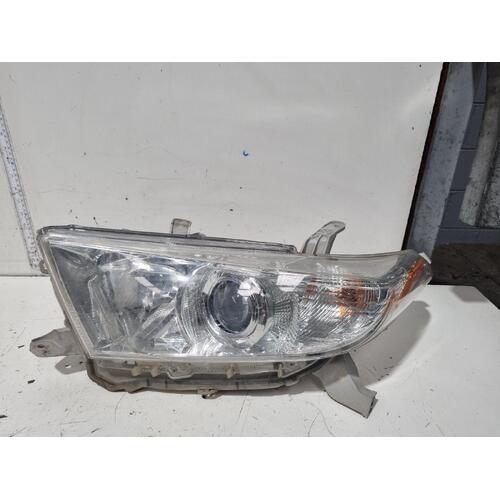 Toyota Kluger Left Headlight GSU40 10/10-02/14