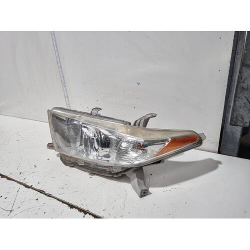 Toyota Kluger Left Headlight GSU40 10/10-02/14