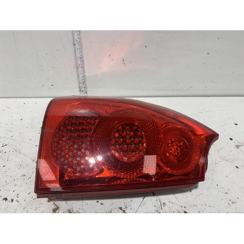 Peugeot 307 Left Tail Light T6 10/2005-12/2008