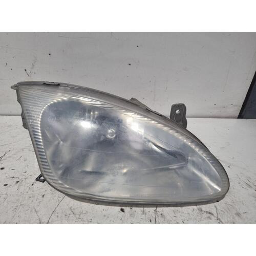 Hyundai Lantra Right Headlight J3 03/99-10/00