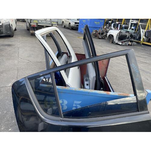 Mitsubishi Triton Right Rear 1/4 Glass MN 07/2006-04/2015