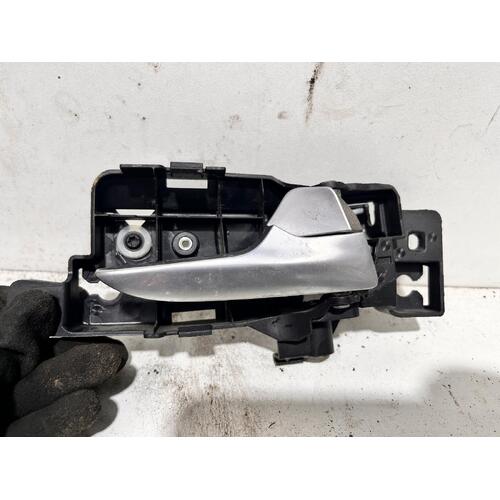 Ford Mondeo Right Front Inner Door Handle MC 11/2010-12/2014