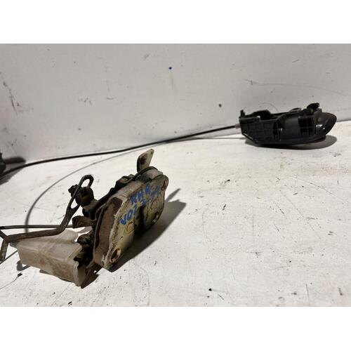 Toyota Echo Right Front Lock Mechanism NCP10 10/99-09/05