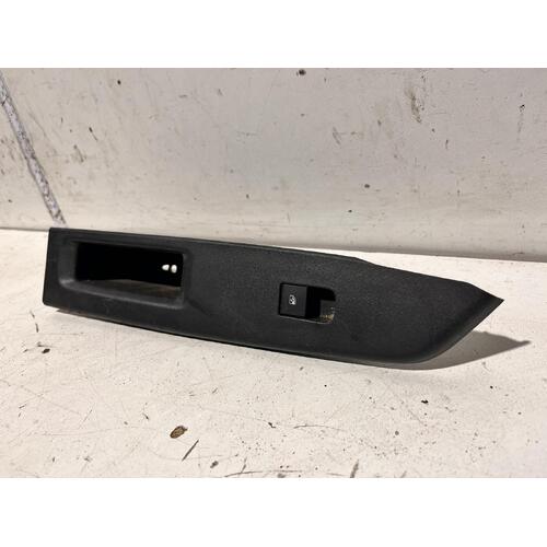 Holden COLORADO Power Window Switch RG Left Rear 07/16-12/20