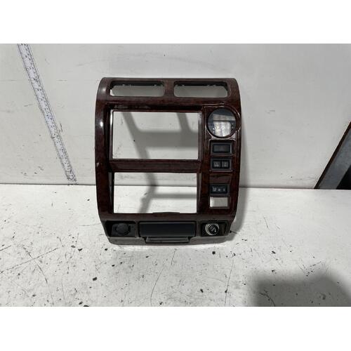 Toyota Prado Woodgrain Dash Fascia Assembly VZJ95 07/1996-01/2003