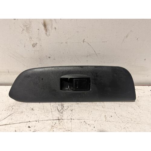 Toyota RAV4 Power Window Switch ACA22 Left Front 07/00-10/05