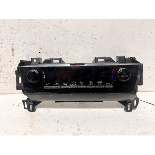 Toyota YARIS CROSS Heater & A/C Controls MXPB10 06/20-2022