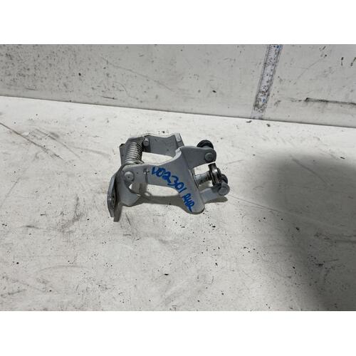 Toyota Hiace Right Rear Centre Door Hinge / Roller GDH300 04/2019-Current