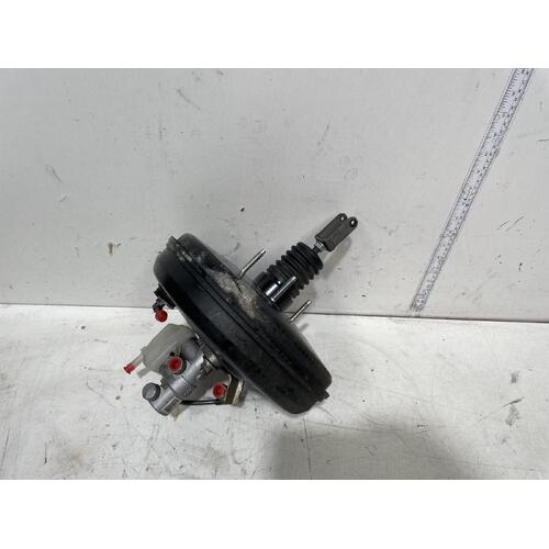 Toyota Kluger Brake Booster with Master Cylinder GSU40 05/2007-03/2014