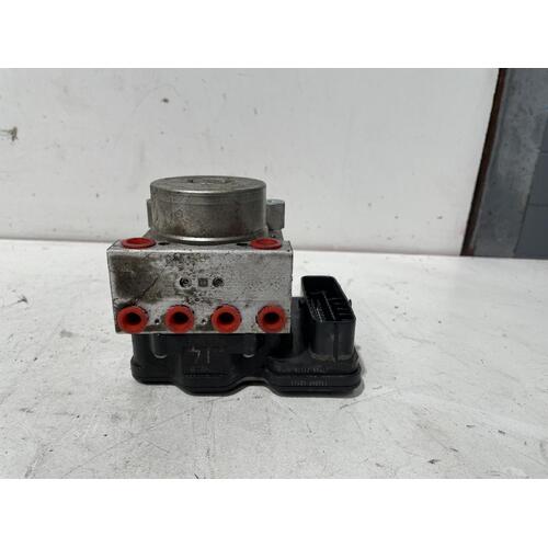 Toyota Hilux ABS Pump / Module TGN121 09/2015-Current