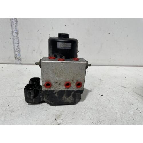 Toyota RAV4 ABS Pump / Module SXA11 07/1994-06/2000