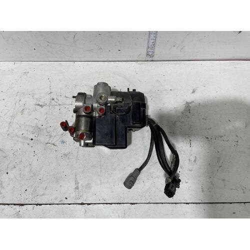 Toyota Cressida ABS Pump / Module MX83 10/1988-10/1992