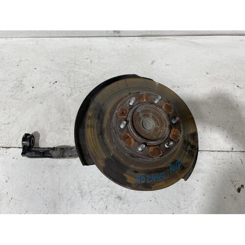 Toyota Hilux Right Front Hub Assembly GUN136 09/2015-Current