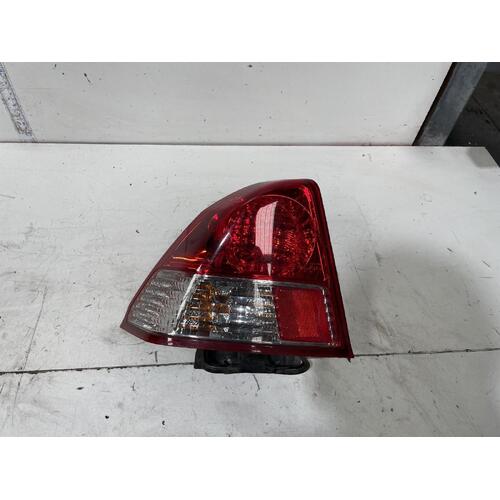 Honda Civic Left Tail Light 7th Gen 11/2000-09/2003