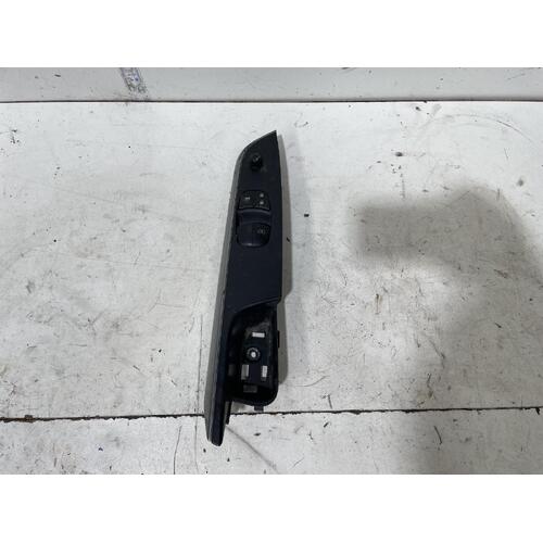 Nissan Navara Power Window Switch NP300 05/2015-Current