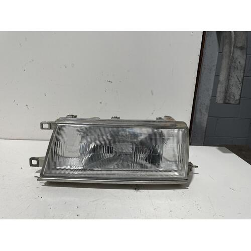 Toyota Cressida Left Head Light MX83 11/1990-10/1992