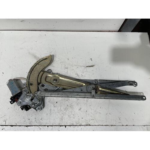 Toyota Spacia Right Front Window Regulator SR40 02/1998-12/2001