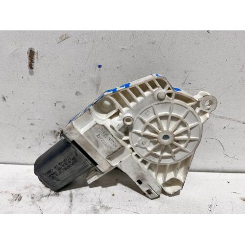 Volkswagen Touareg Left Front Window Regulator Motor 7P 07/2011-04/2018