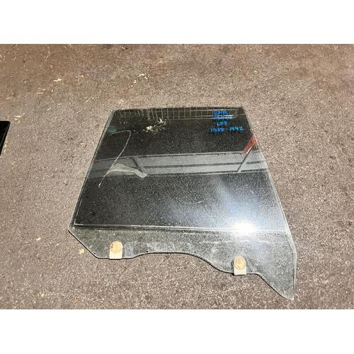 Toyota CRESSIDA Window Glass Right Rear Door MX83 10/88-10/92