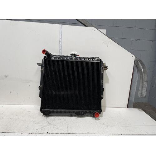 Toyota Landcruiser Radiator FJ73 01/1985-10/1992