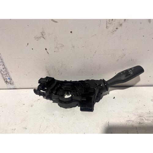 Lexus IS300 Flasher Switch AVE30 04/13-