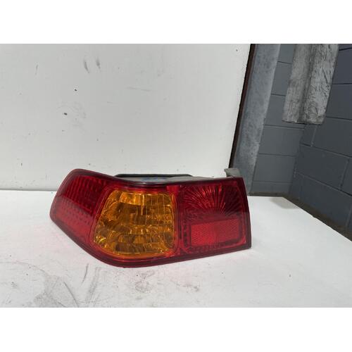 Toyota Camry Left Tail Light SXV20 10/2000-08/2002