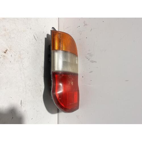 Toyota HIACE Left Taillight RCH22 SBV 10/95-02/04