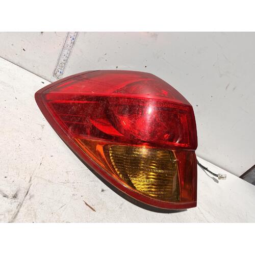 Subaru LIBERTY Left Taillight 4TH GEN Wagon 09/03-06/06