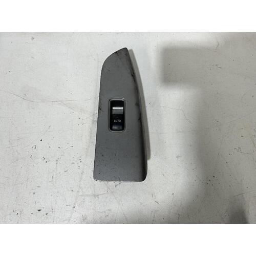 Toyota Corolla Left Front Window Switch ZZE122 12/2001-06/2007