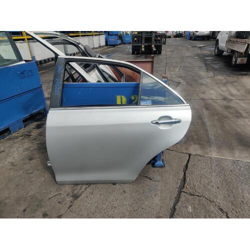 Toyota Camry Left Rear Door Shell AHV40 06/06-11/11