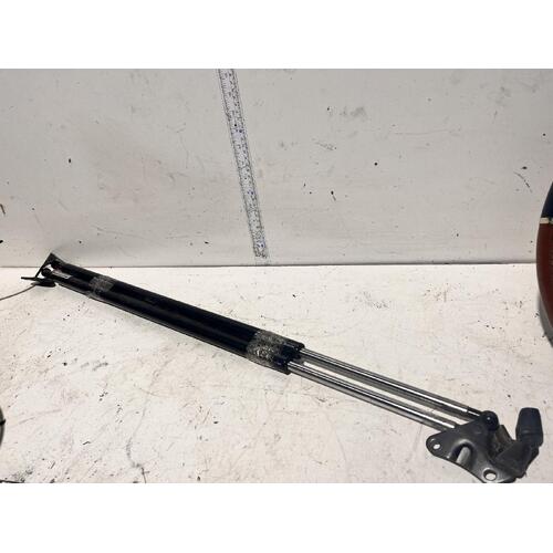 Toyota HIACE Struts SLWB Tailgate TRH/KDH Pair 03/05-04/19