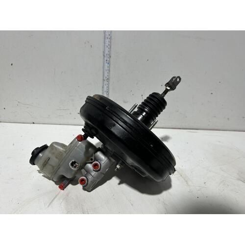 Toyota RAV4 Brake Booster with Master Cylinder ACA33 11/2005-09/2008