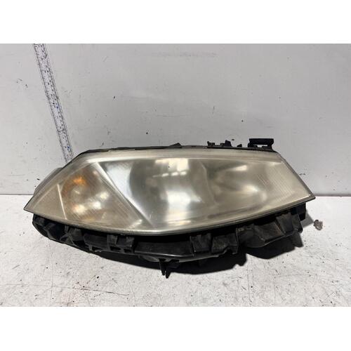 Renault Megane Right Head Light 12/2003-12/2006