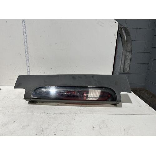 Renault Trafic Right Tail Light X83 04/2004-05/2007