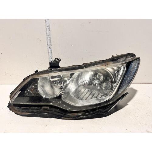 Honda CIVIC Left Headlight 8TH GEN Sedan 02/06-12/08