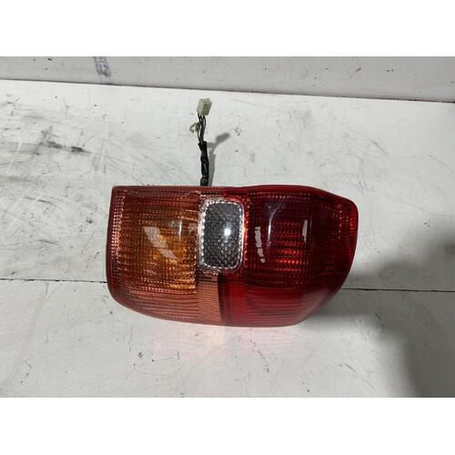 Toyota RAV4 Right Tail Light ACA21 07/2000-07/2003