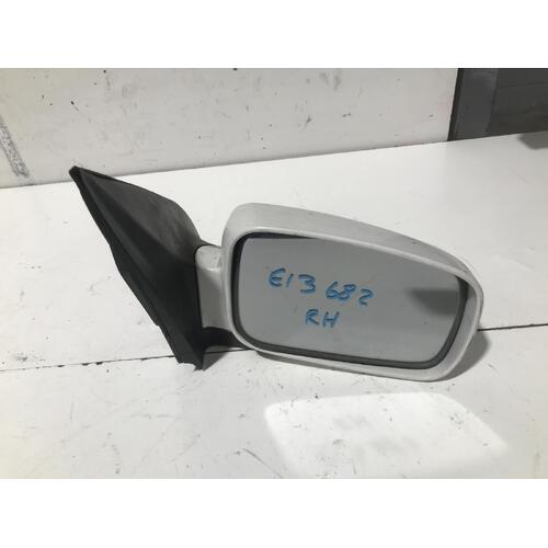 Kia Sorento Right Door Mirror BL 02/03-09/09