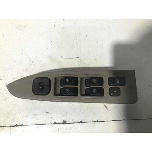 Hyundai Grandeur Right Front Window Switch XG 10/1999-12/2002