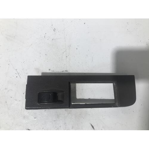 Toyota Landcruiser Left Rear Window Switch FZJ80 05/1990-03/1998