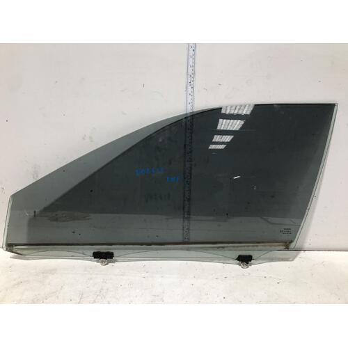 Toyota Camry Left Front Door Window ASV50 12/2011-10/2017