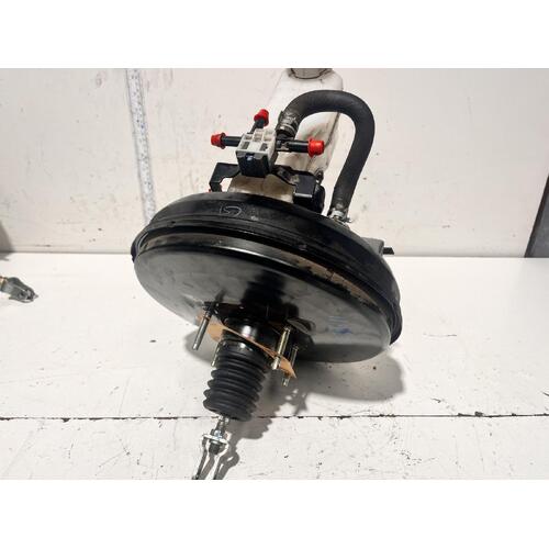 Toyota Hilux Brake Booster with Master Cylinder TGN121 09/2015-Current