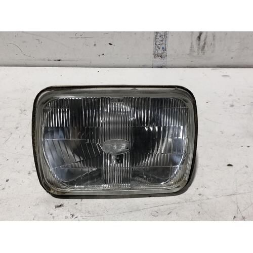 Mitsubishi Triton Rught Head Light MK 10/1996-10/2004