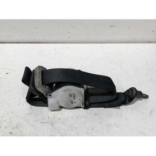 Nissan Navara Left Rear Seatbelt D40 03/2008-08/2015