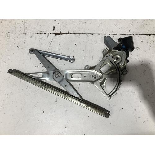 Toyota RAV4 Right Front Window Regulator ACA33 11/2005-11/2012