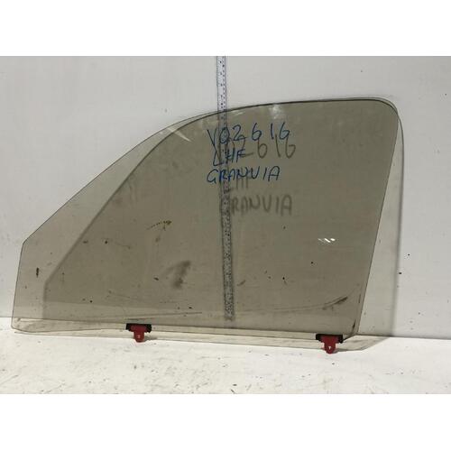 Toyota Regius Left Front Door Glass VCH10 1995-2002