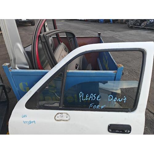 Toyota Hilux Left Front Door Window RN105 10/88-09/97