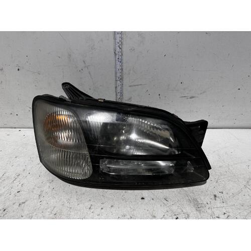 Subaru Outback Right Head Light 12/1998-08/2001